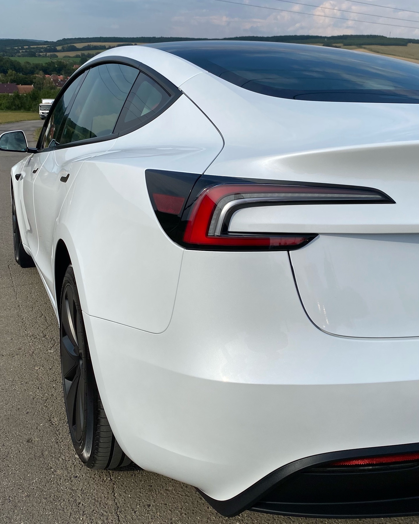 Tesla Model 3 zadní část